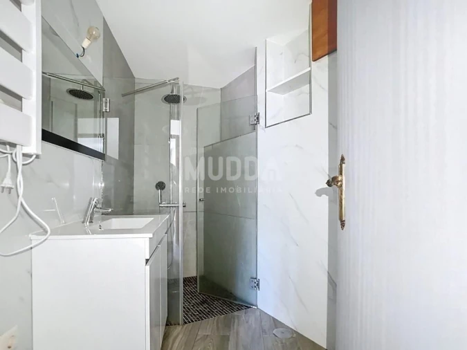 Moradia T3 para Venda em Aguas Frias Foto 8