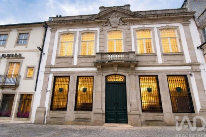 Loja para Venda em Pena, Quintã e Vila Cova