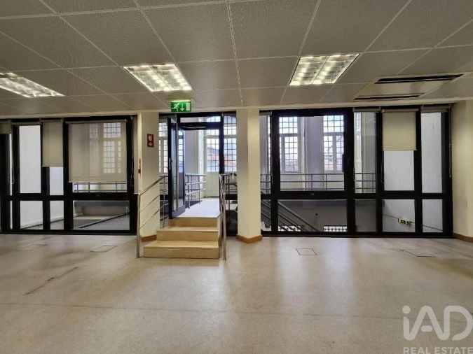 Loja para Venda em Pena, Quintã e Vila Cova Foto 2