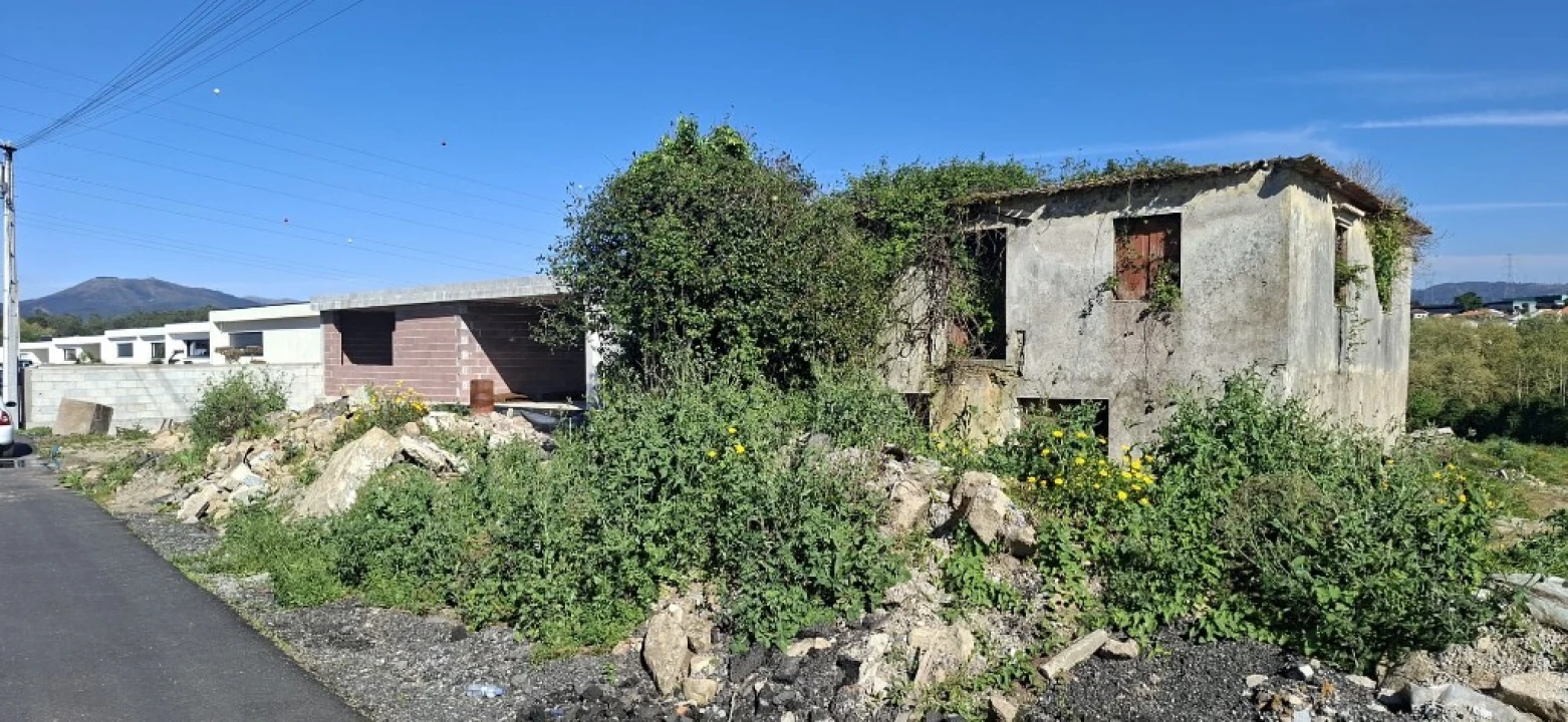 Moradia T3 para Venda em Soutelo Foto 1