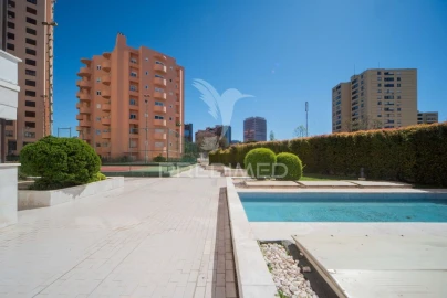 Apartamento T4 para Venda em São Domingos de Benfica