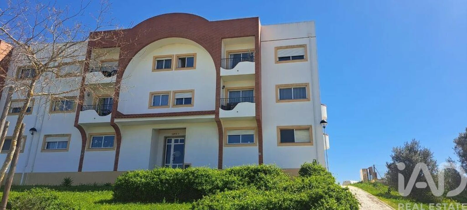 Apartamento T3 para Venda em Odiaxere Foto 1