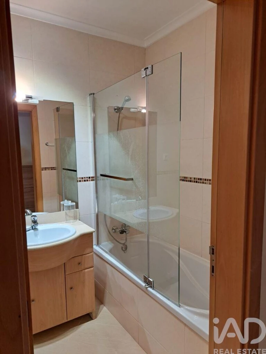 Apartamento T3 para Venda em Odiaxere Foto 8