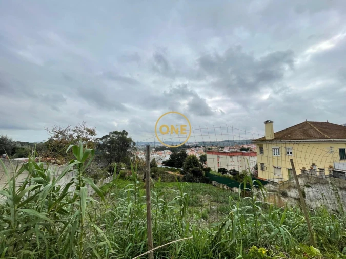 Terreno para Venda em Loures Foto 5