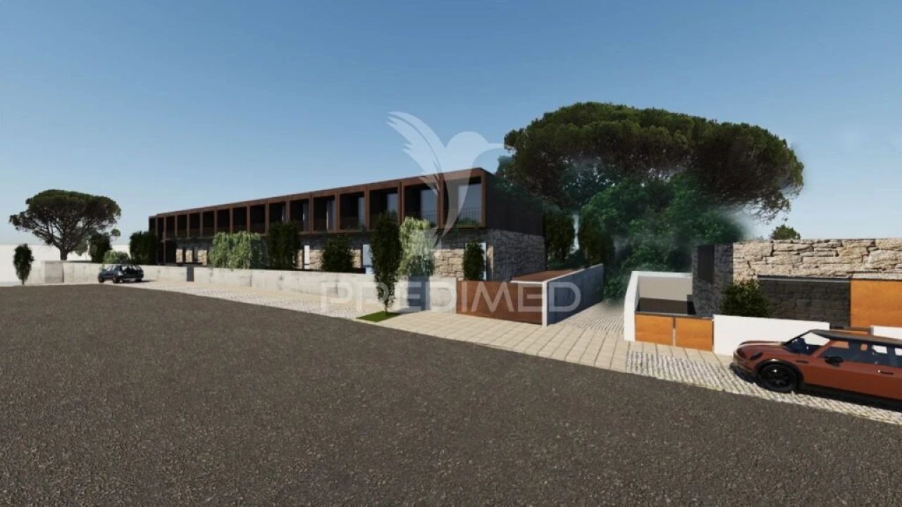 Terreno para Venda em Fânzeres e São Pedro da Cova Foto 1