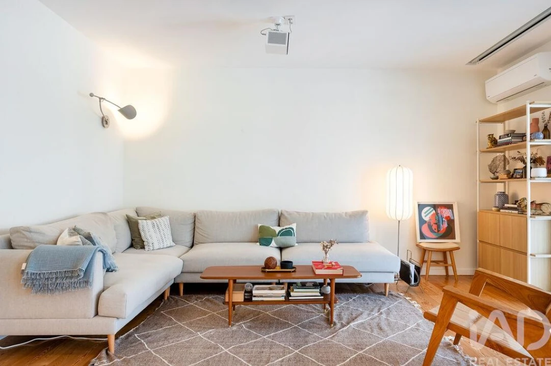 Apartamento T2 para Venda em Penha de França Foto 10