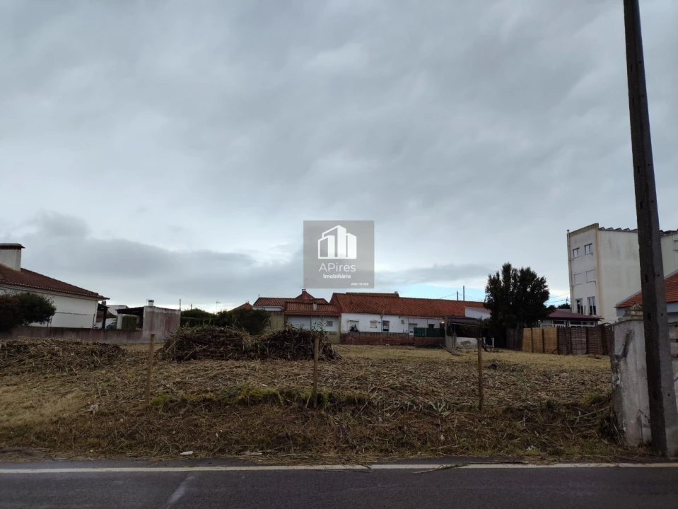 Terreno para Venda em Charneca de Caparica e Sobreda Foto 8