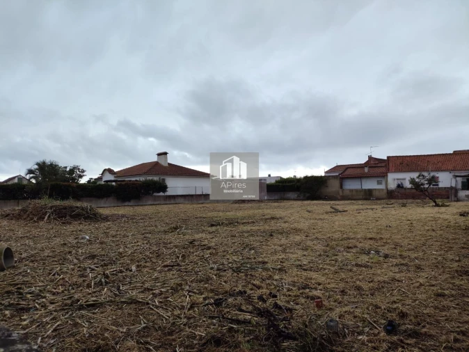 Terreno para Venda em Charneca de Caparica e Sobreda Foto 4