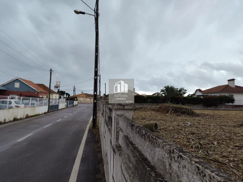 Terreno para Venda em Charneca de Caparica e Sobreda Foto 10