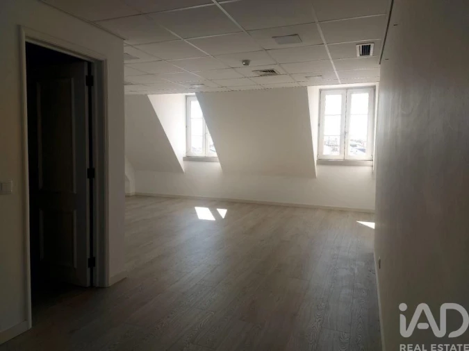 Escritório para Venda em Santa Maria Maior Foto 7