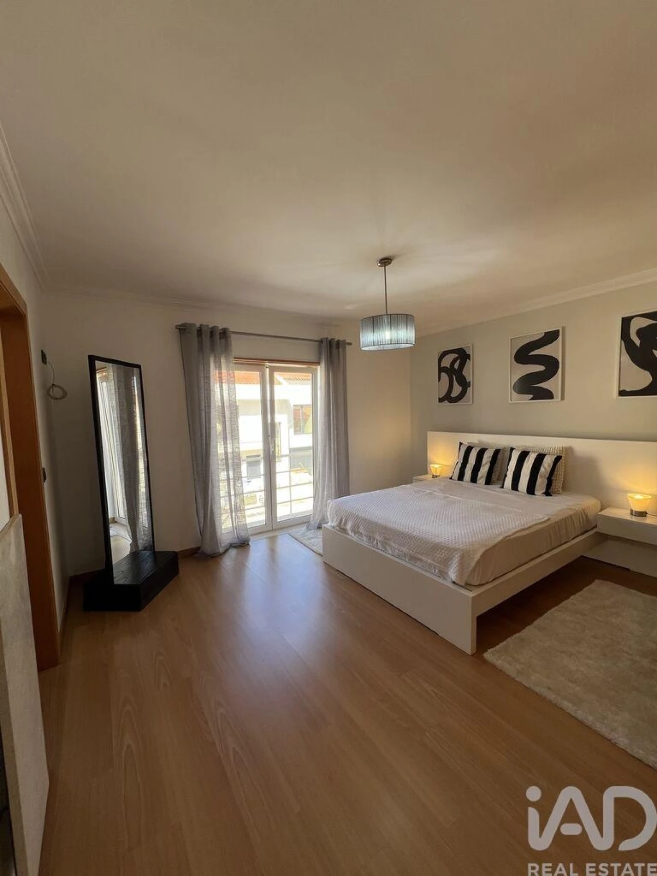 Moradia T5 para Venda em Atouguia da Baleia Foto 19