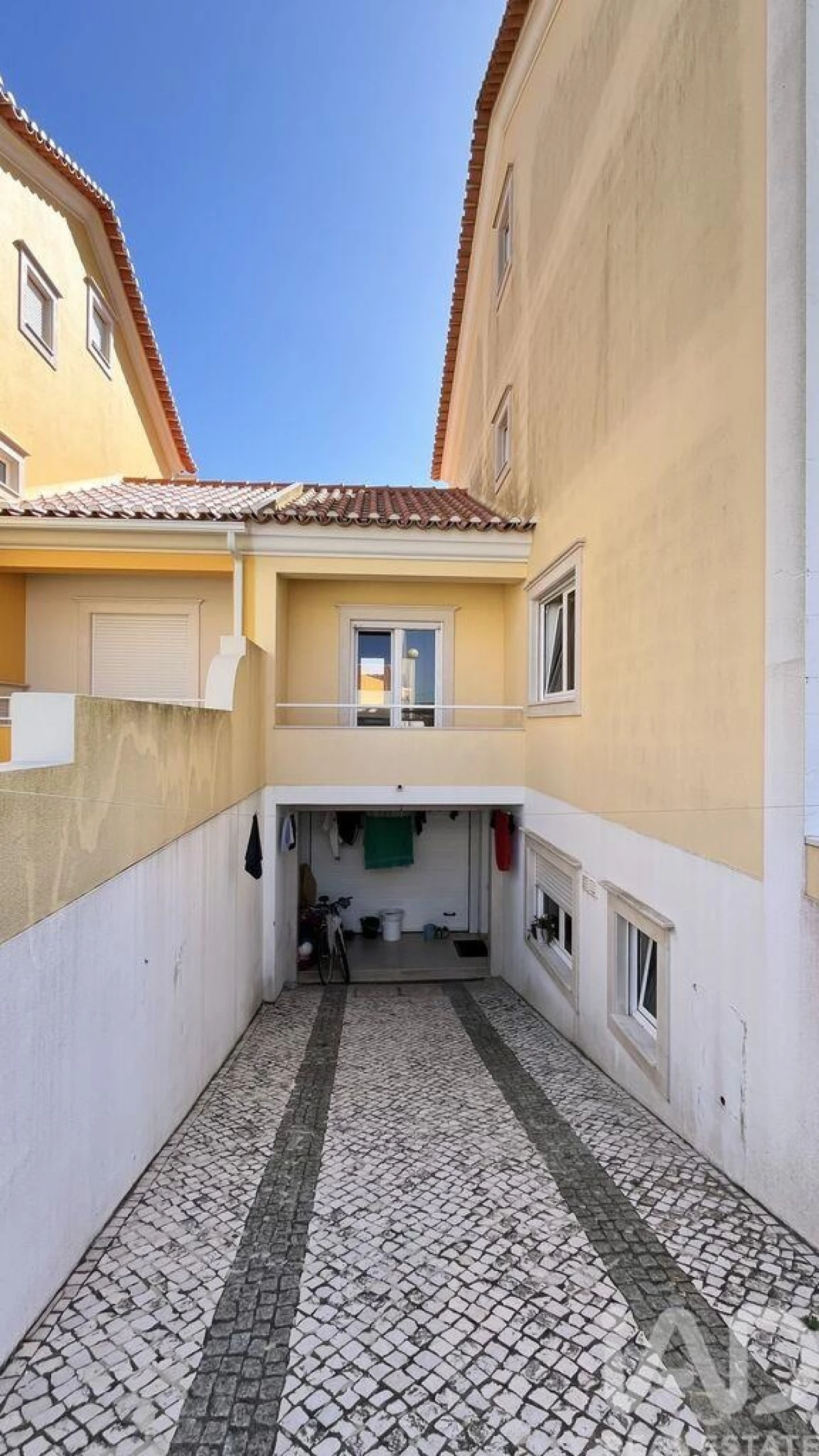 Moradia T5 para Venda em Atouguia da Baleia Foto 4