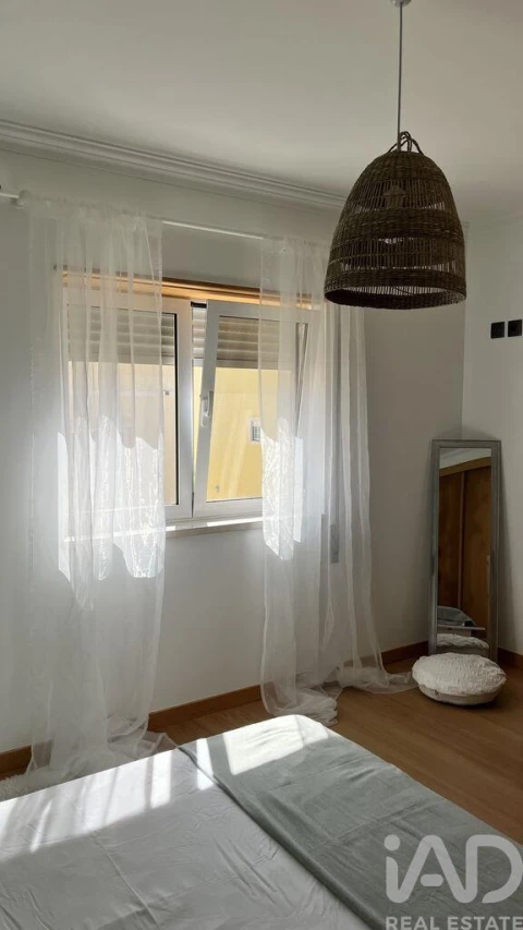 Moradia T5 para Venda em Atouguia da Baleia