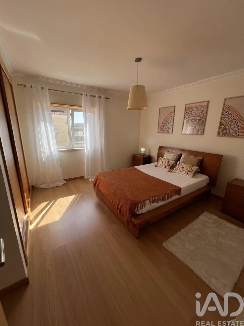 Moradia T5 para Venda em Atouguia da Baleia