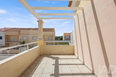 Moradia T5 para Venda em Atouguia da Baleia