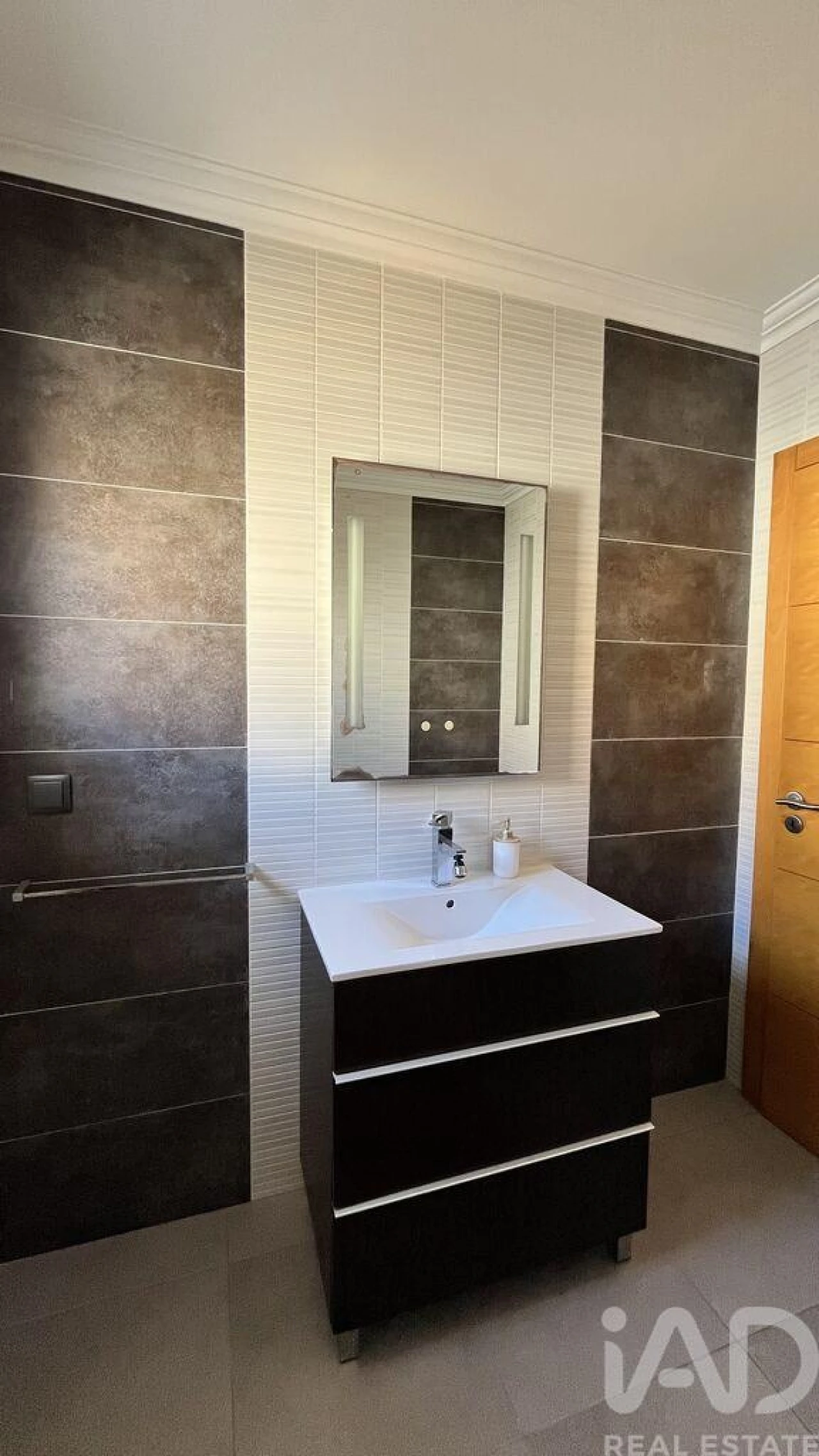 Moradia T5 para Venda em Atouguia da Baleia Foto 15