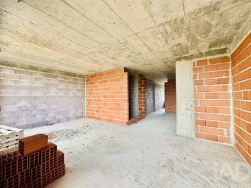 Apartamento para Venda em Fernao Ferro