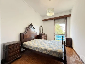 Apartamento T3 para Venda em Requeixo, Nossa Senhora de Fátima e Nariz