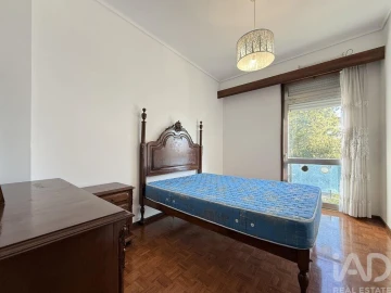Apartamento T3 para Venda em Requeixo, Nossa Senhora de Fátima e Nariz