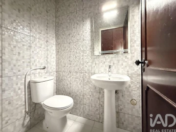 Apartamento T3 para Venda em Requeixo, Nossa Senhora de Fátima e Nariz
