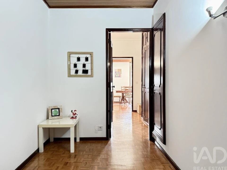 Apartamento T3 para Venda em Requeixo, Nossa Senhora de Fátima e Nariz Foto 4