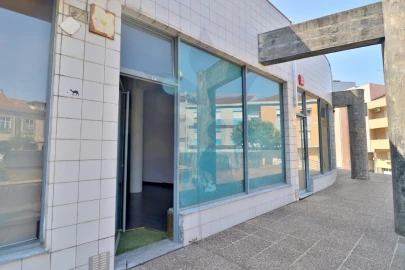 Loja para Arrendamento em Braga (Maximinos, Sé e Cividade)