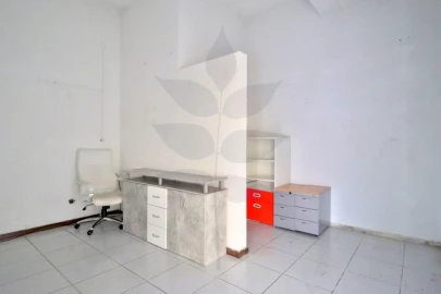 Loja para Arrendamento em Braga (Maximinos, Sé e Cividade)