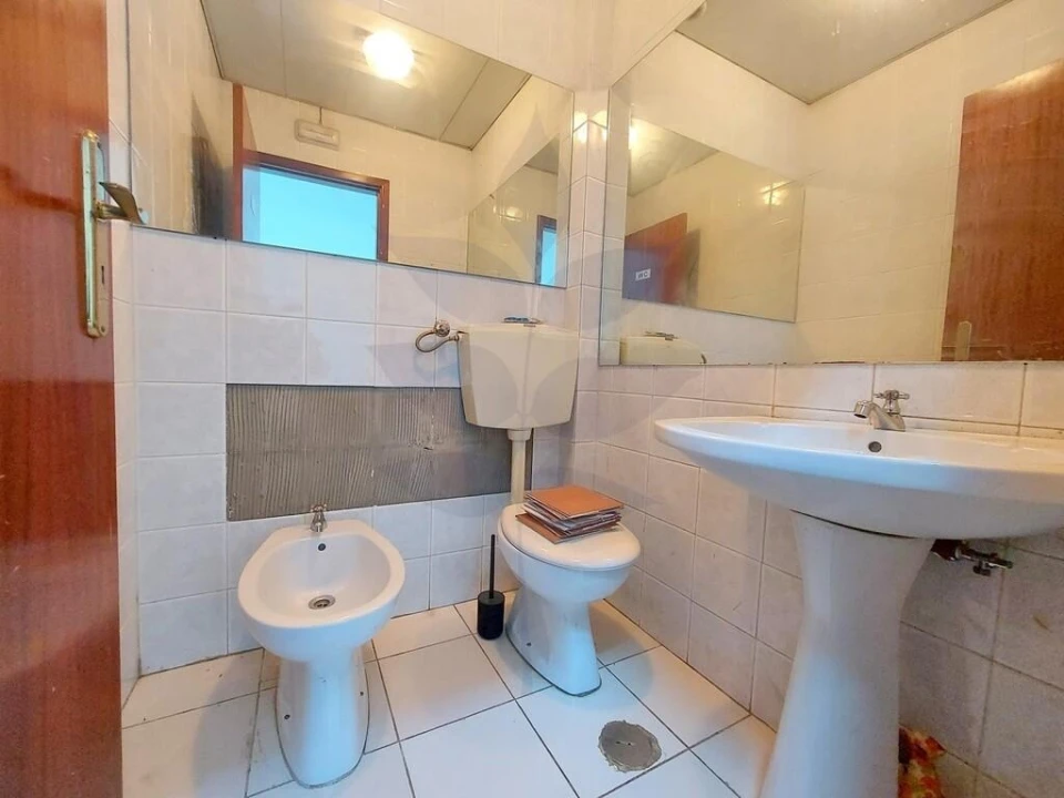 Loja para Arrendamento em Braga (Maximinos, Sé e Cividade) Foto 5