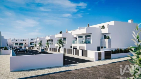Moradia T3 para Venda em Vila Nova de Cacela
