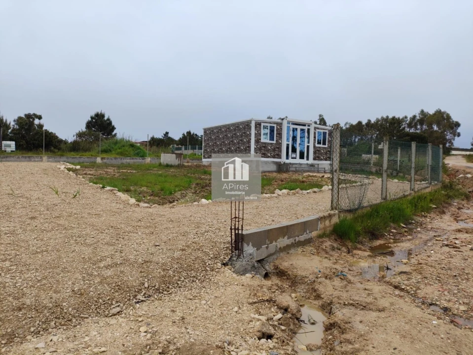 Terreno para Venda em Fernao Ferro Foto 1