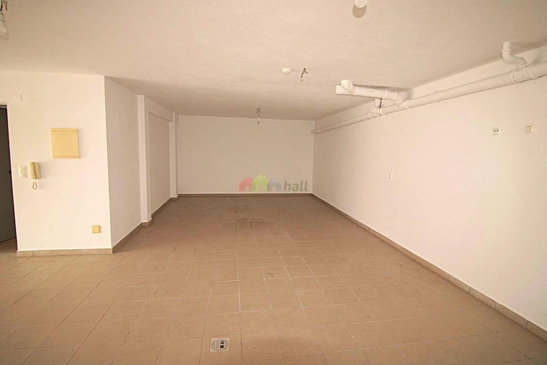 Moradia T5 para Venda em Laranjeiro e Feijó Foto 35
