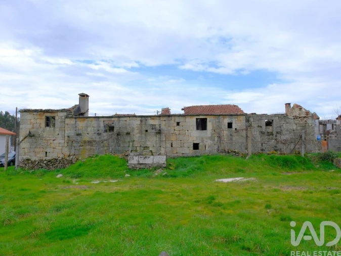 Moradia para Venda em Pinheiro