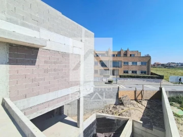 Moradia T3 para Venda em Perafita, Lavra e Santa Cruz do Bispo