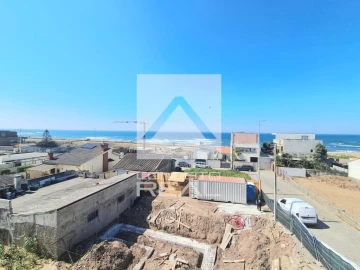 Moradia T3 para Venda em Perafita, Lavra e Santa Cruz do Bispo