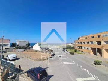 Moradia T3 para Venda em Perafita, Lavra e Santa Cruz do Bispo