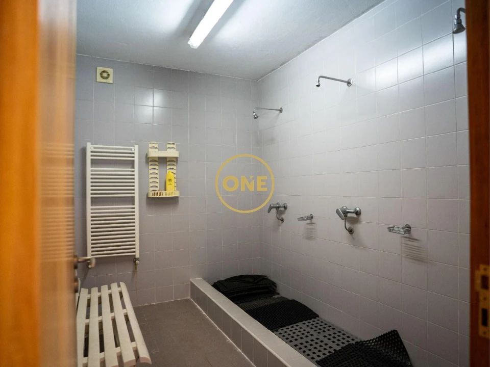 Moradia T4 para Venda em Creixomil e Mariz Foto 19