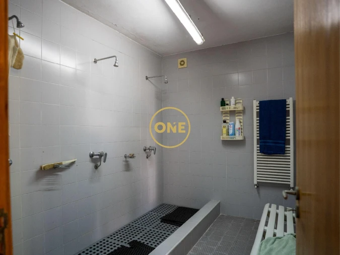 Moradia T4 para Venda em Creixomil e Mariz Foto 18