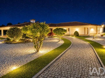 Moradia T5 para Venda em Figueiró (Santiago e Santa Cristina)