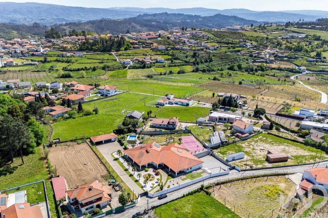 Moradia T5 para Venda em Figueiró (Santiago e Santa Cristina) Foto 31
