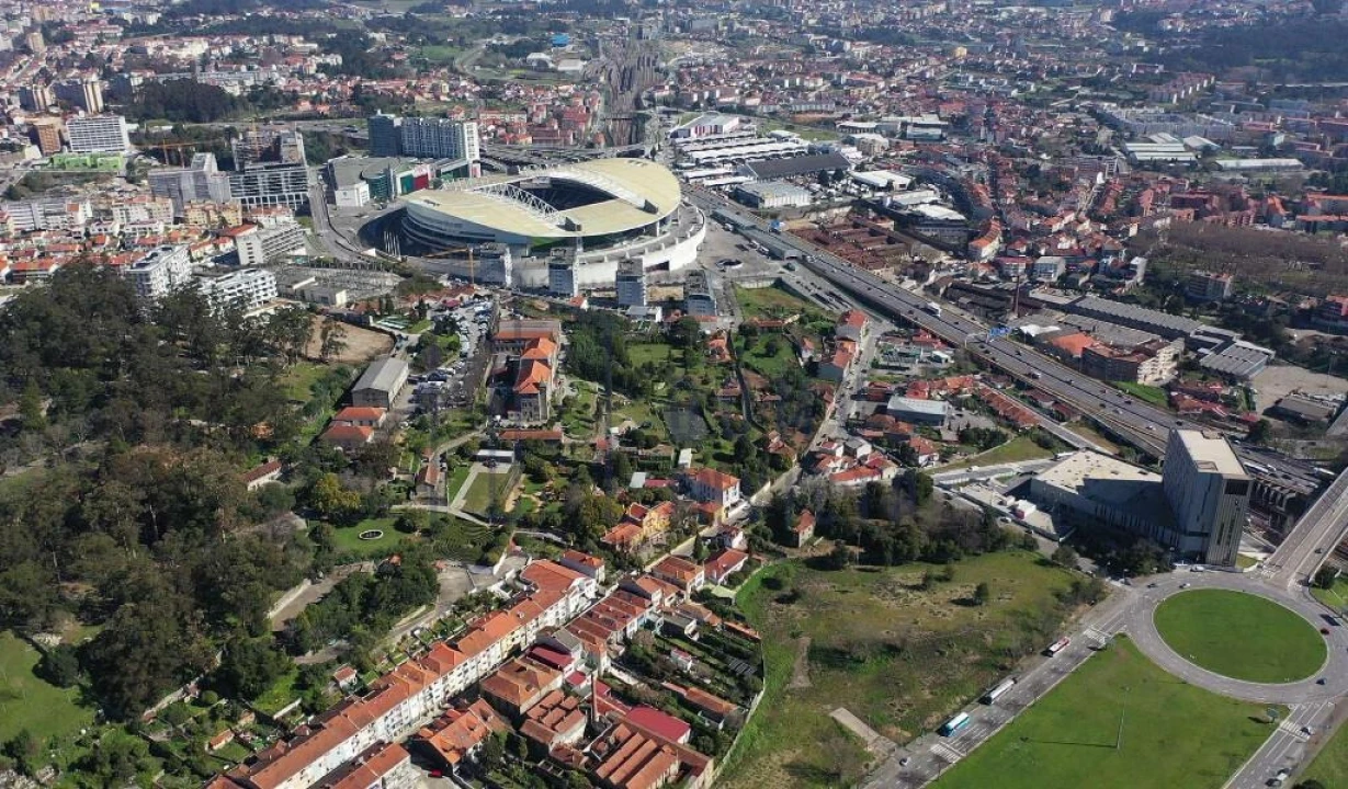 Apartamento T3 para Venda em Campanhã Foto 1