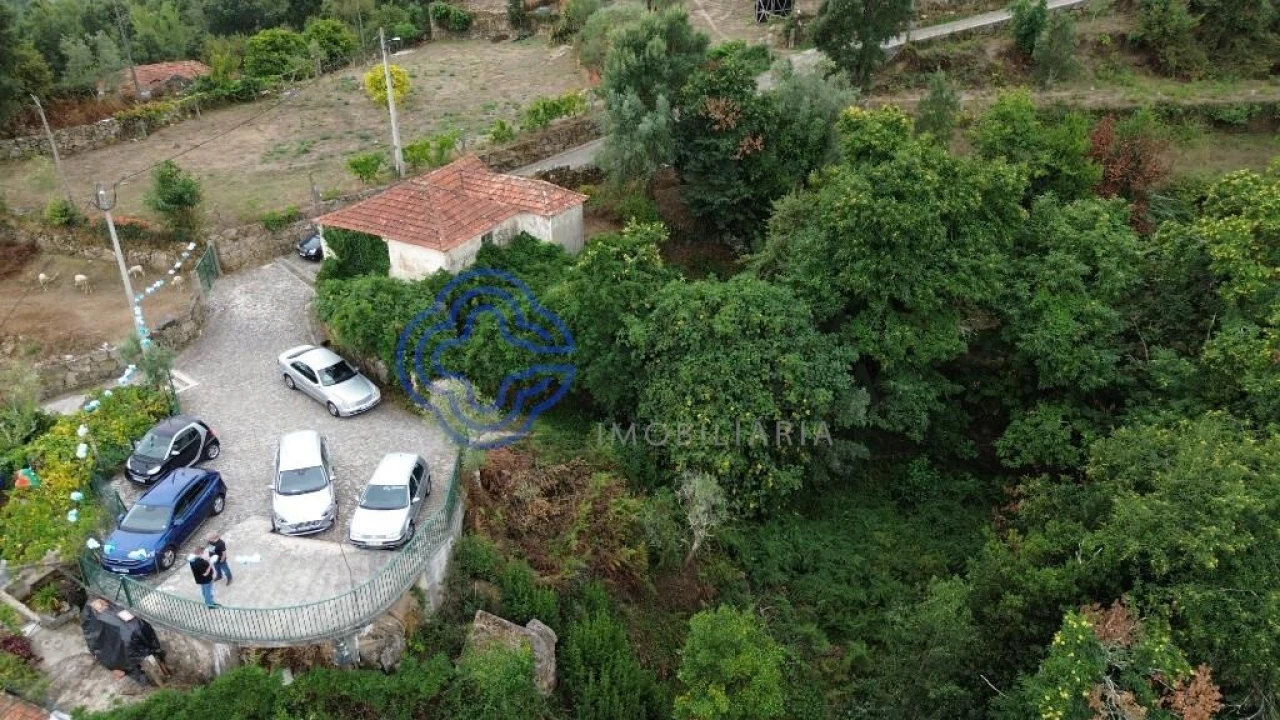 Terreno para Venda em Espadanedo Foto 2