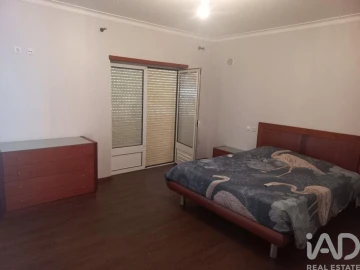 Moradia T4 para Venda em Arrabal