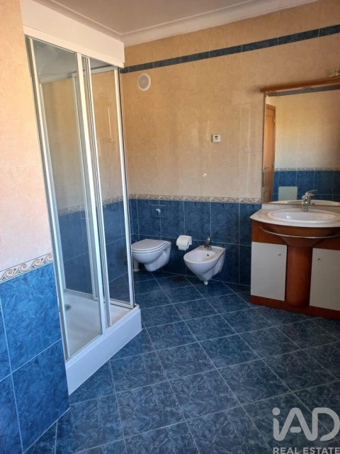 Moradia T4 para Venda em Arrabal