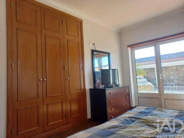 Moradia T4 para Venda em Arrabal