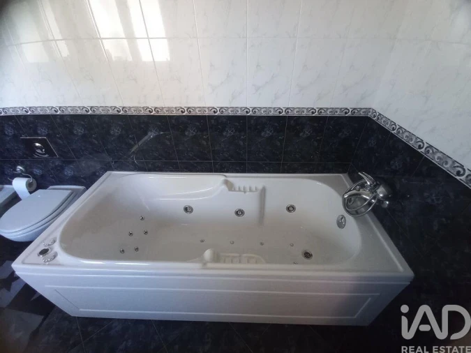 Moradia T4 para Venda em Arrabal Foto 13