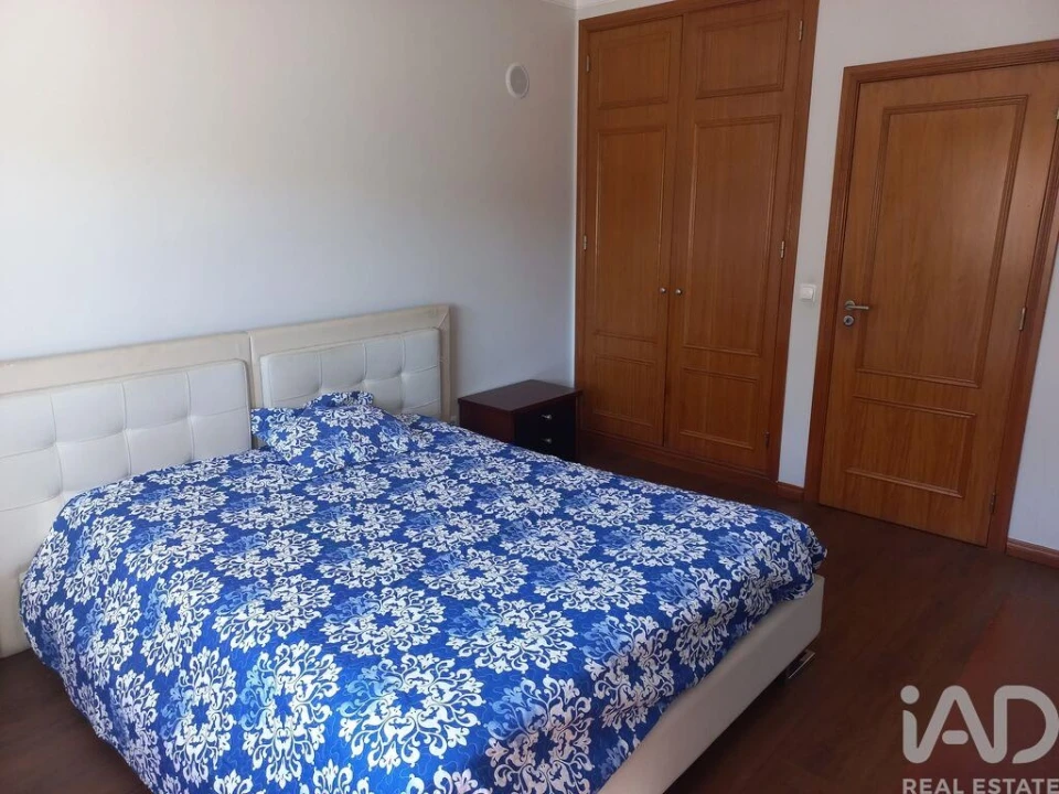 Moradia T4 para Venda em Arrabal Foto 18