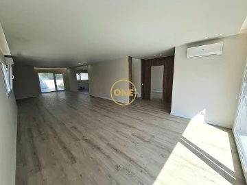 Moradia T5 para Venda em Ponte do Rol