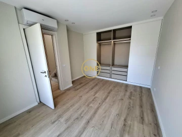 Moradia T5 para Venda em Ponte do Rol