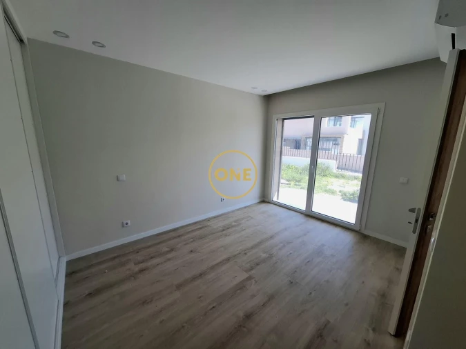 Moradia T5 para Venda em Ponte do Rol Foto 19