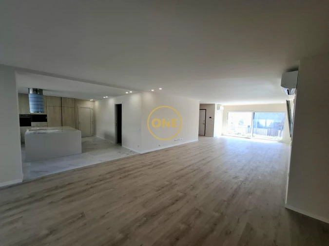 Moradia T5 para Venda em Ponte do Rol Foto 6